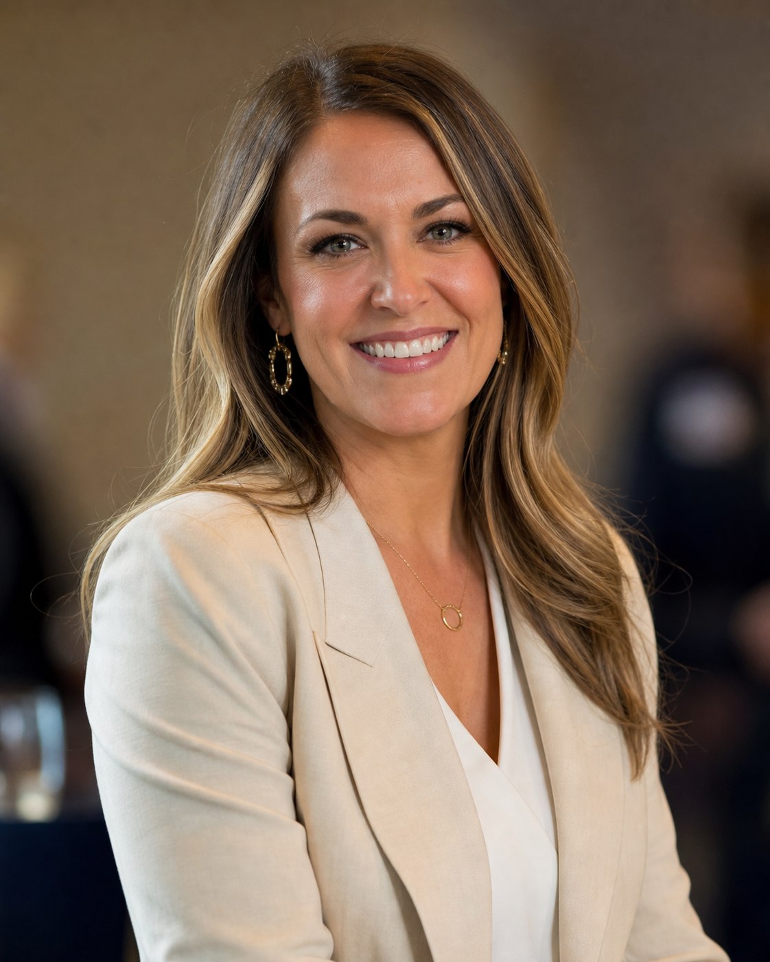 Speaker headshot example